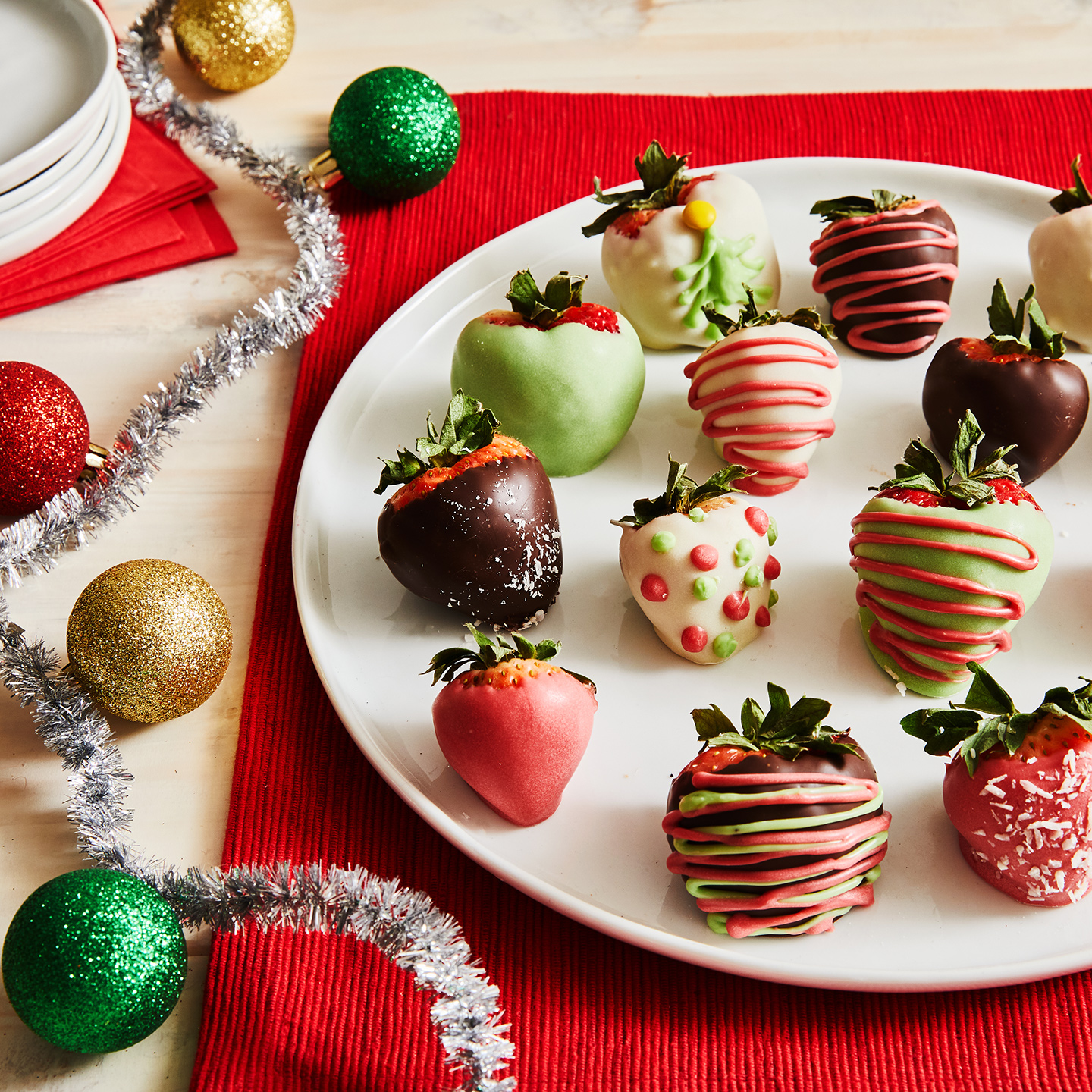 Holiday Dipped Strawberries