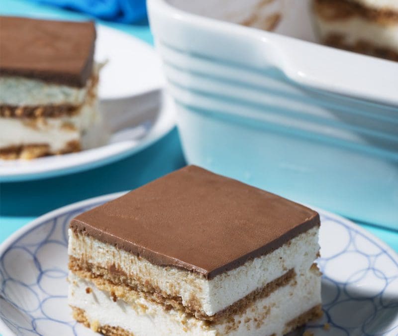 Chocolate Eclaire Dessert